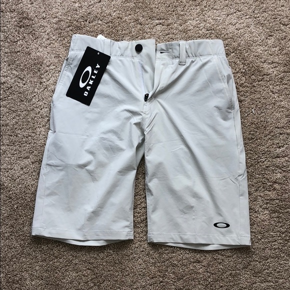 oakley golf shorts